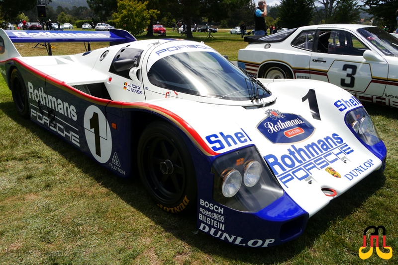 062-1984-Porsche-962C-Rothmans-1987-Le-Mans-24-winner.JPG