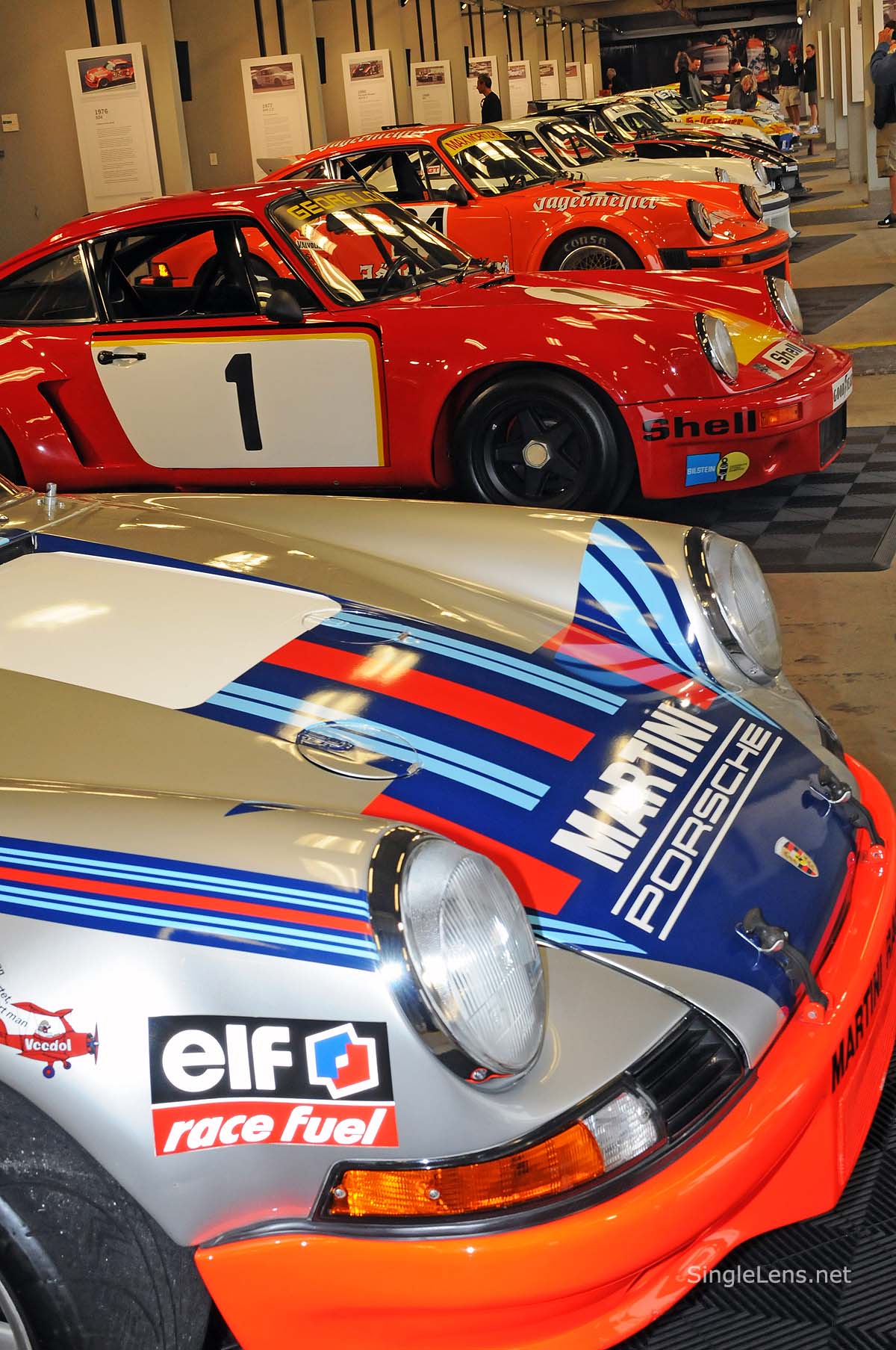021-Porsche-911-racecar.jpg