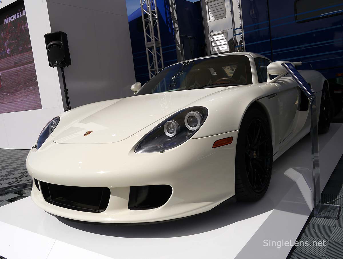 131-white-Porsche-Carrera-GT.jpg